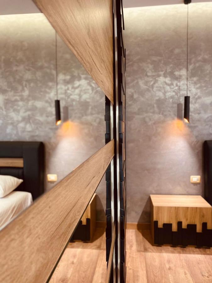 Wild Villa Apartments Σαράντα Εξωτερικό φωτογραφία